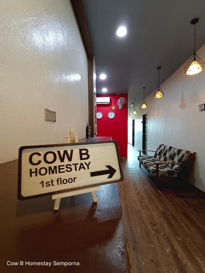 Cow B Homestay Semporna Exteriör bild